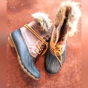 Sperry Topsider Fur Lined Duck Boots
